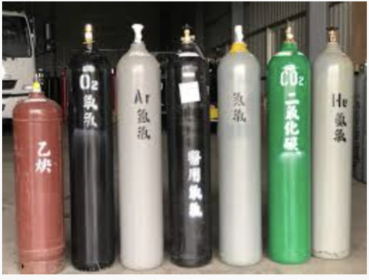 乙炔、氧氣、氬氣、氮氣、二氧化碳與氦氣鋼瓶